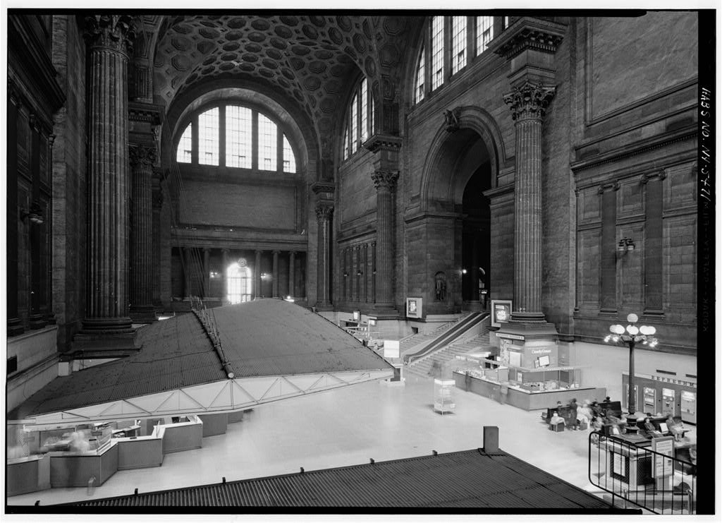 But instead of slogging through smelly underground tunnels, travelers got to walk through beautiful, sunlit spaces like this waiting room.