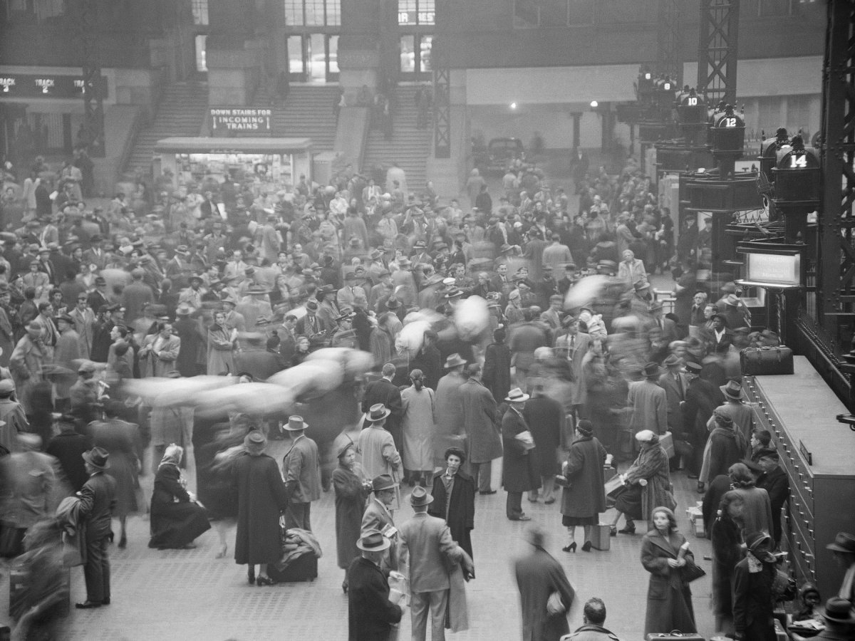 Here's a shot of the holiday rush in 1951.