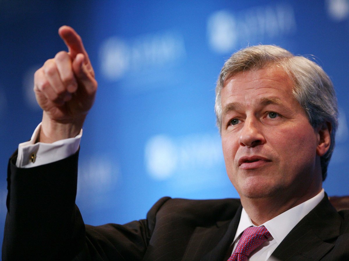 Jamie Dimon, CEO of JPMorgan Chase, graduated with an MBA in 1982.