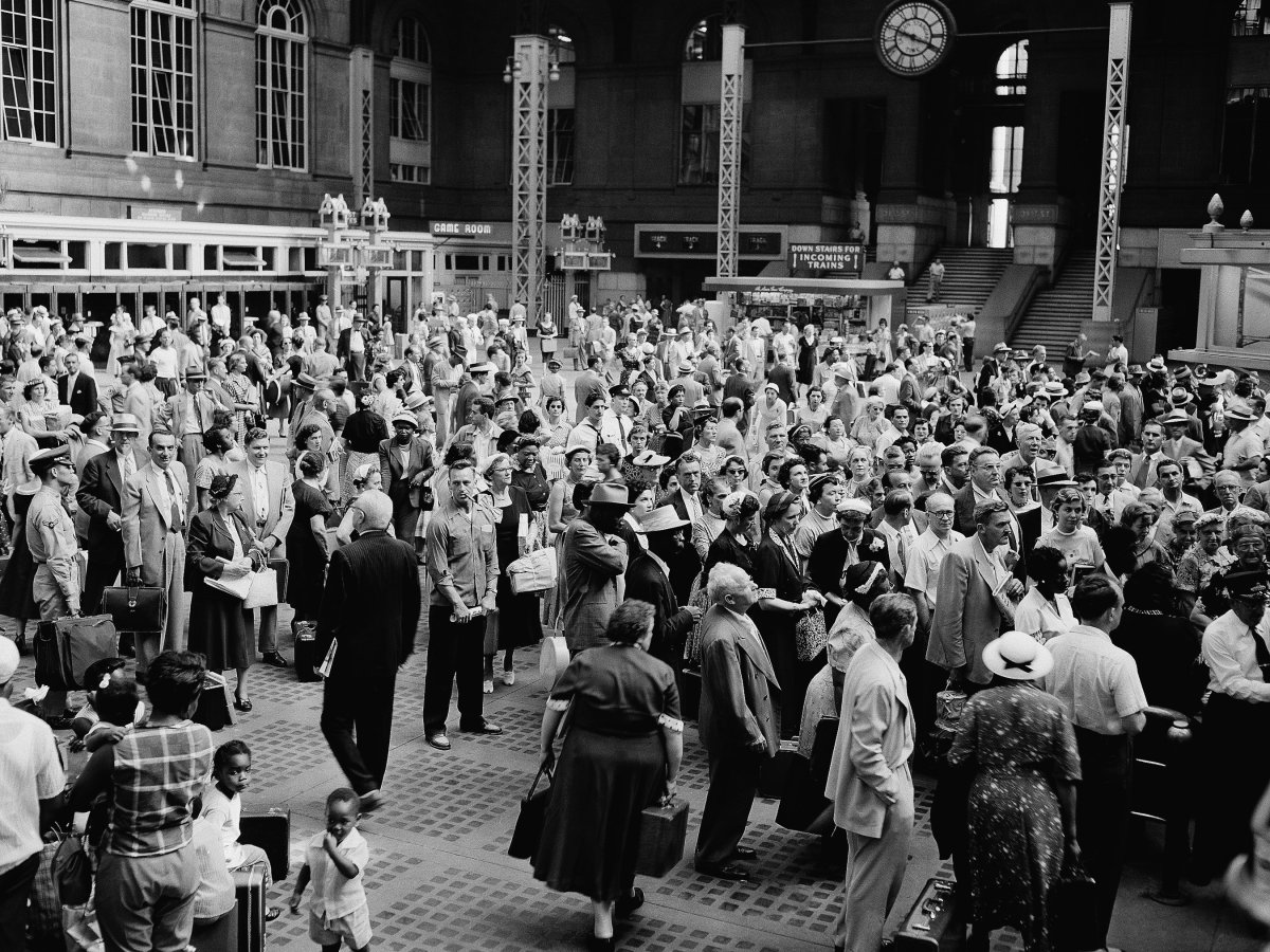 Like today, the old Penn Station was a chaotic transport hub at times.